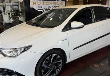 Toyota Auris 94.133 km 11.950 &euro; Essen 45139