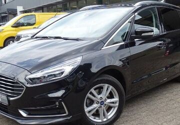 Ford S-Max 100.421 km 22.990 &euro; Essen 45355