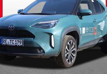 Toyota Yaris Cross 2.001 km 28.444 &euro; Marl 45772