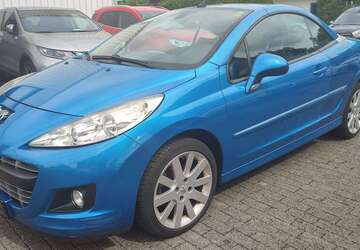 Peugeot 207 214.000 km 2.200 &euro; Gelsenkirchen 45892