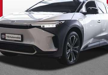 Toyota bZ4X 15.500 km 34.899 &euro; Oberhausen 46149