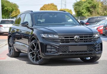 VW Touareg 7.900 km 80.325 &euro; Dortmund 44309