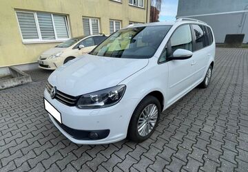 VW Touran 124.000 km 9.500 &euro; Dortmund 44359