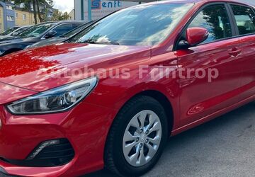 Hyundai i30 61.350 km 13.000 &euro; Essen 45359