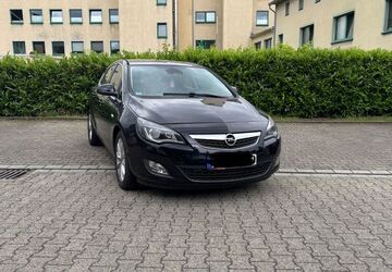Opel Astra 188.000 km 2.699 &euro; Herne 44625