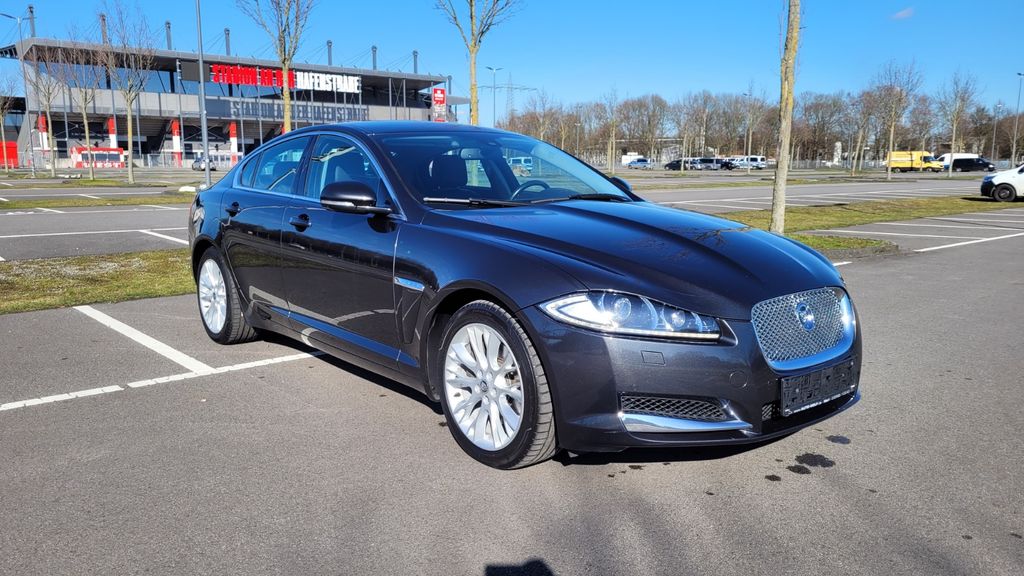 Jaguar XF 137.000 km 11.900 &euro; Essen 45356