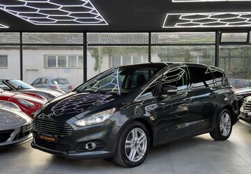 Ford S-Max 83.792 km 22.850 &euro; Essen 45141