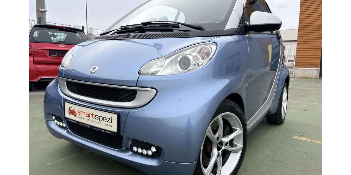 Smart forTwo 106.552 km 6.499 &euro; Essen 45136