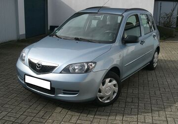 Mazda 2 63.600 km 3.250 &euro; Essen 45279
