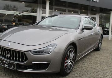 Maserati Ghibli 49.500 km 41.950 &euro; Schwerte 58239