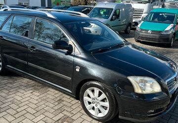 Toyota Avensis 267.610 km 2.950 &euro; Oberhausen 46149