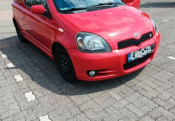 Toyota Yaris 219.000 km 1.599 &euro; Herne 44627
