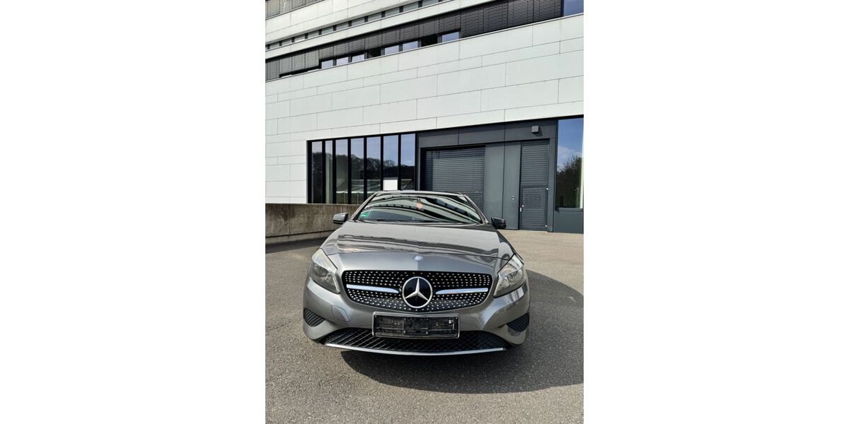 Mercedes-Benz A 180 137.850 km 10.999 &euro; Wuppertal 42111