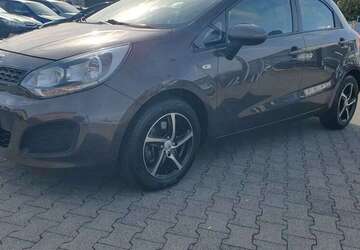 Kia Rio 89.987 km 6.999 &euro; Essen 45326