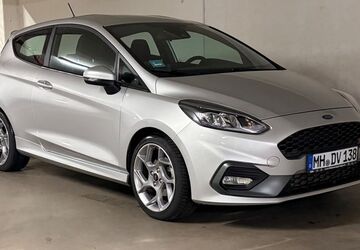 Ford Fiesta 34.032 km 16.000 &euro; Mülheim 45478