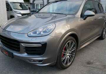 Porsche Cayenne 185.327 km 30.950 &euro; Mülheim an der Ruhr 45473
