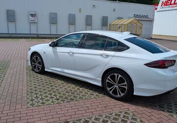 Opel Insignia 124.000 km 11.990 &euro; Dortmund 44143