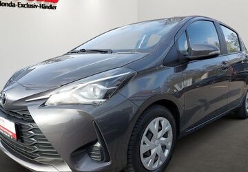 Toyota Yaris 97.978 km 8.980 &euro; Oberhausen 46117