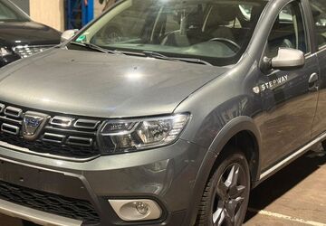 Dacia Sandero 71.000 km 8.290 &euro; Wuppertal 42349