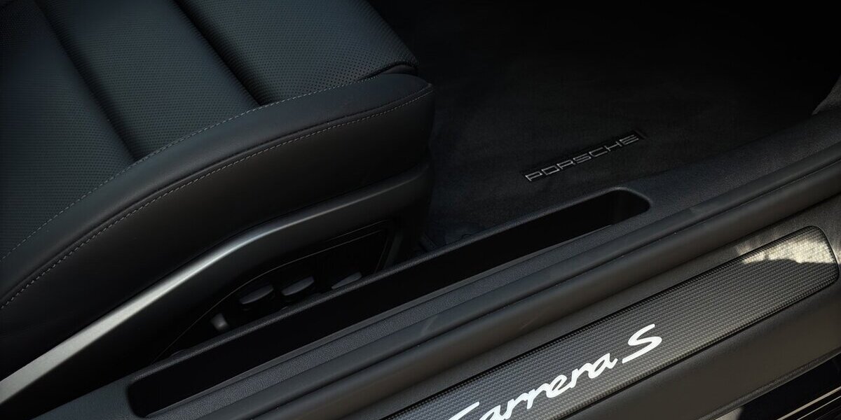 Porsche 992 Carrera S Matrix 360° Bose Carbon PPF NP209t 5.890 km 174.700 &euro; Wuppertal 42327