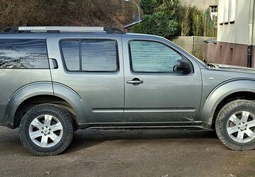 Nissan Pathfinder 315.000 km 3.490 &euro; Dorsten 46284