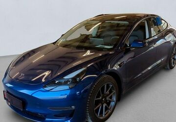 Tesla Model 3 68.800 km 33.900 &euro; Bochum 44803