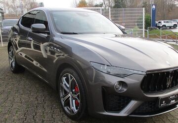 Maserati Levante 62.500 km 52.950 &euro; Schwerte 58239