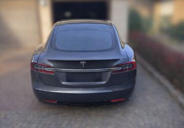 Tesla Model S 405.000 km 21.999 &euro; Schermbeck 46514