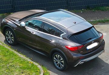 INFINITI QX30 108.000 km 12.700 &euro; Oberhausen 46145