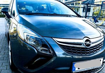 Opel Zafira Tourer 108.000 km 9.400 &euro; Bochum 44795
