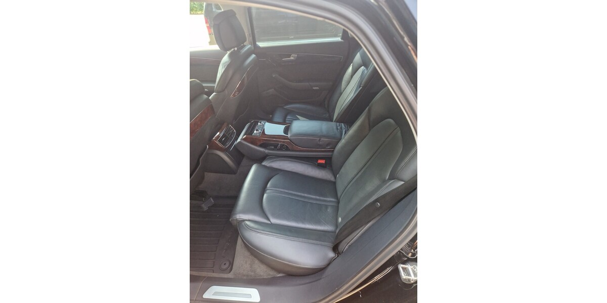 Audi A8 244.000 km 16.500 &euro; Dortmund 44135