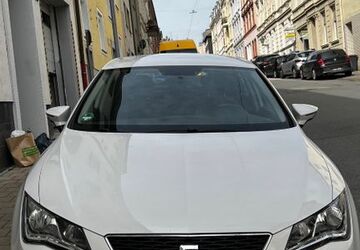 Seat Leon 132.000 km 7.499 &euro; Wuppertal 42281