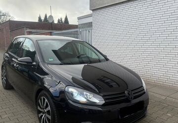 VW Golf 147.000 km 7.300 &euro; Essen 45143