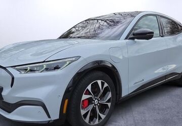 Ford Mustang Mach-E 32.687 km 34.950 &euro; Dorsten 46282