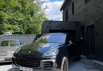 Porsche Cayenne 154.000 km 36.800 &euro; Gelsenkirchen 45896