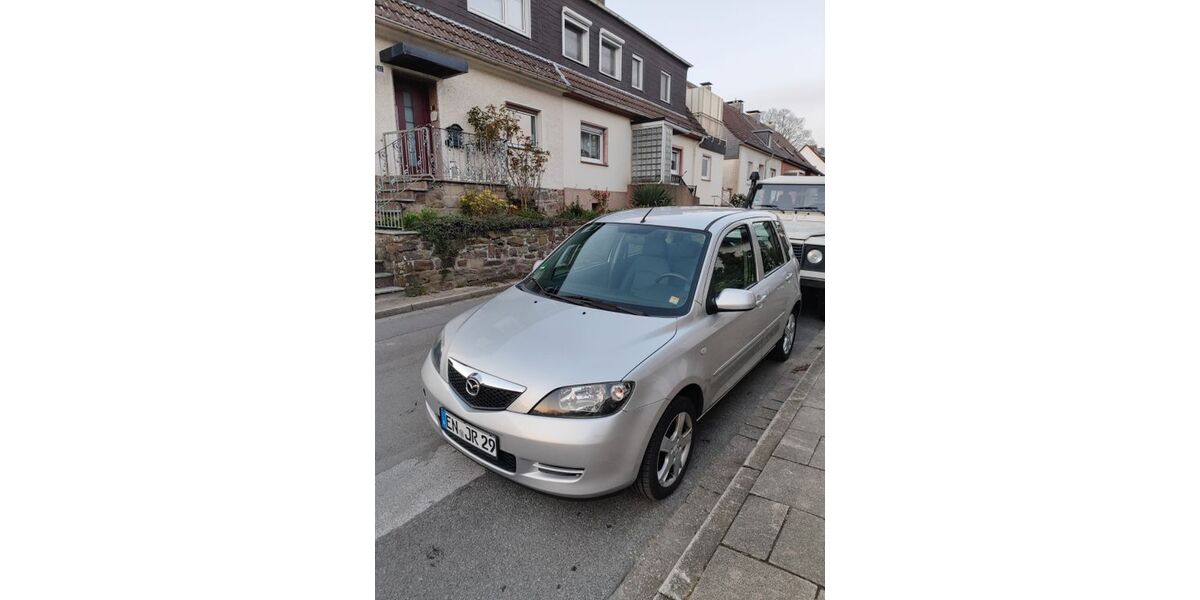 Mazda 2 144.000 km 1.000 &euro; Hattingen 45525