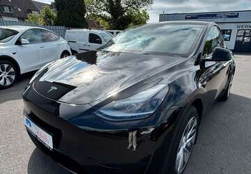 Tesla Model Y 57.600 km 33.900 &euro; Bochum 44803