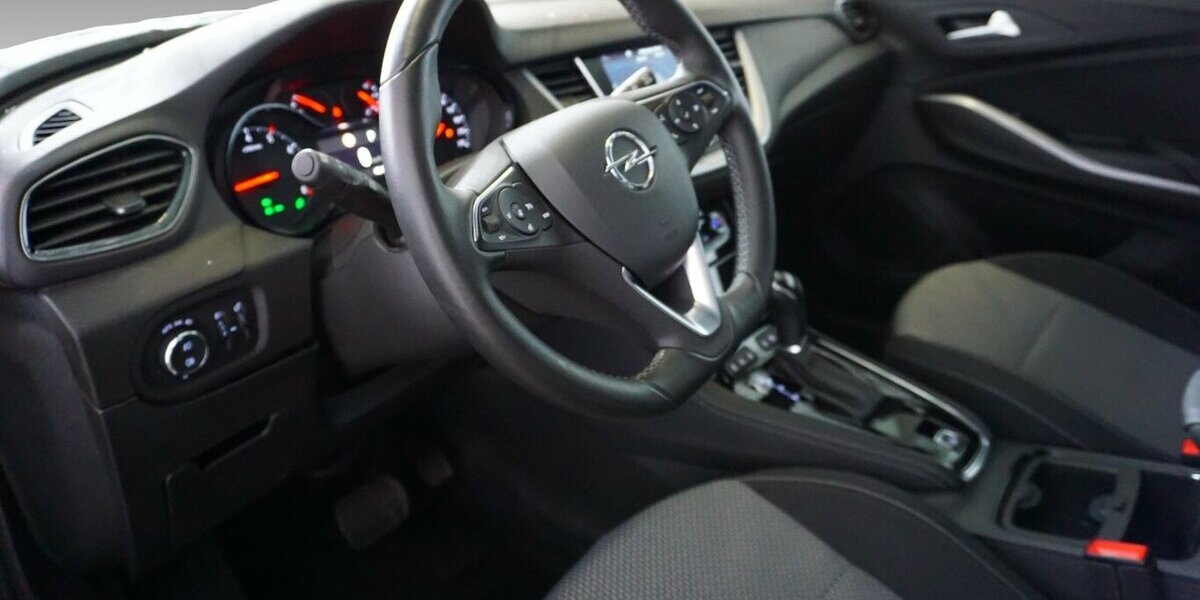 Opel Grandland X Automatik Navi PDC 9.845 km 9.100 &euro; Wuppertal 42327