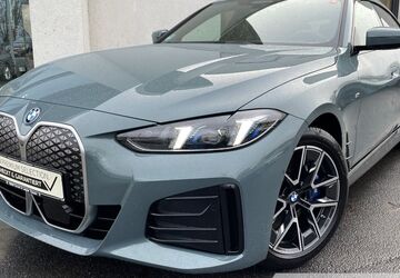 BMW i4 25.641 km 48.960 &euro; Essen 45134