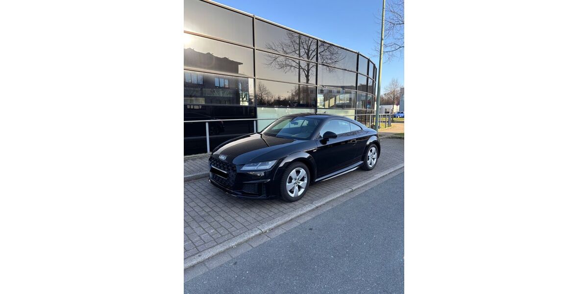 Audi TT 62.400 km 27.900 &euro; Bochum 44809