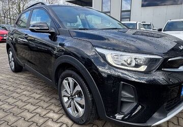 Kia Stonic 40.800 km 17.990 &euro; Castrop-Rauxel 44579