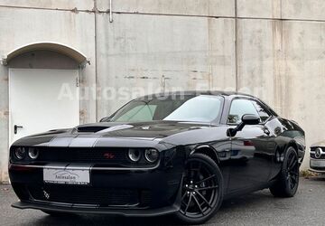 Dodge Challenger 7.214 km 41.950 &euro; Essen 45141