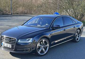 Audi A8 157.500 km 21.500 &euro; Herne 44653