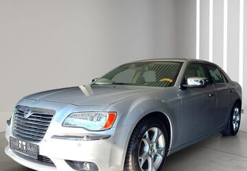 Lancia Thema 188.000 km 8.990 &euro; Oberhausen 46045