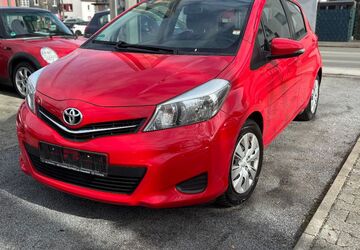 Toyota Yaris 192.004 km 4.999 &euro; Dortmund 44143
