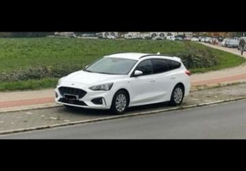 Ford Focus 75.445 km 14.900 &euro; Marl 45772