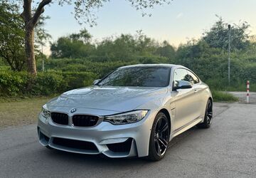 BMW M4 85.000 km 47.900 &euro; Dortmund 44265