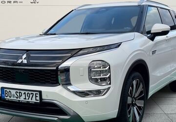 Mitsubishi Plug-in Hybrid Outlander 14.500 km 51.980 &euro; Bochum 44809