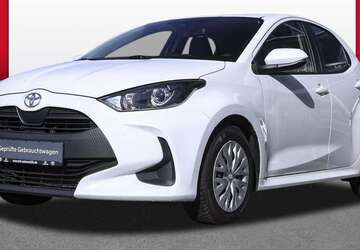 Toyota Yaris 77.012 km 12.849 &euro; Gelsenkirchen 45894