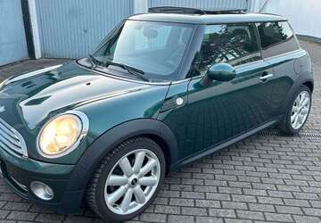 Mini Cooper 151.400 km 5.600 &euro; Oberhausen 46047